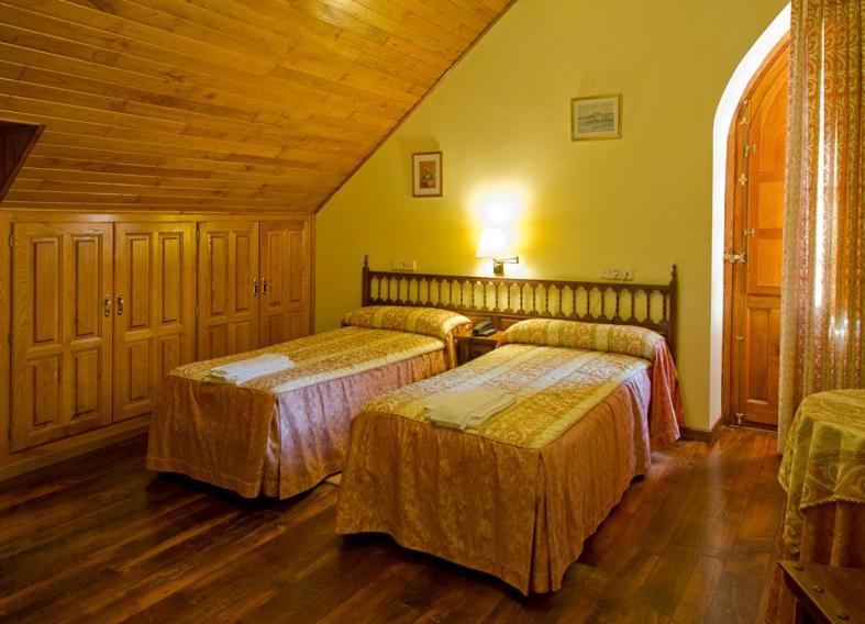 קנגס דל נרסאה Hotel Restaurante La Casilla חדר תמונה